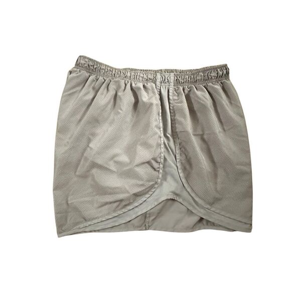 Nike ~ Grey running shorts ~ lined ~ size 3X - Picture 3 of 9